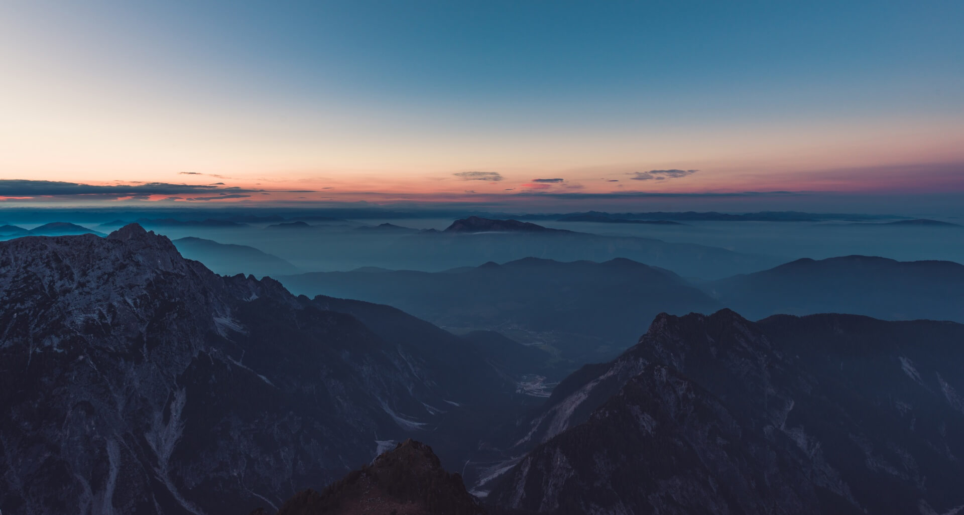 background3